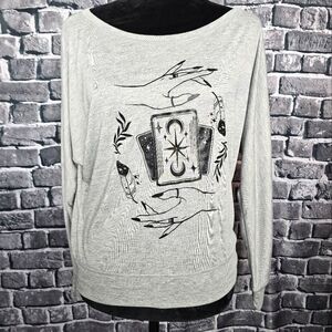 Scoop Neck Tarot Top